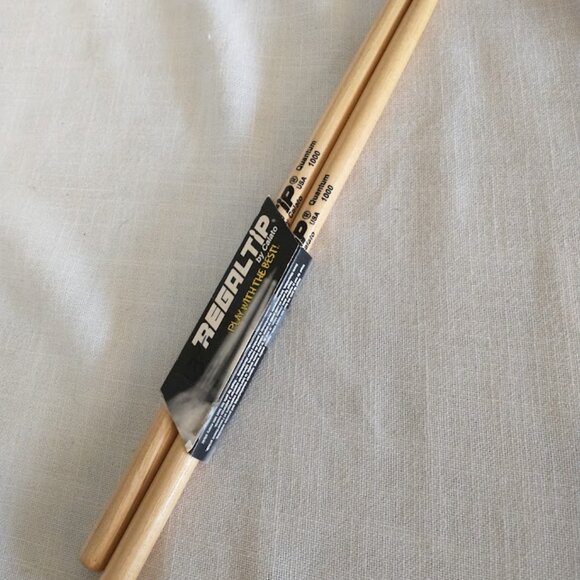 Wood Drum / Percussion Sticks Regal Tip - Picture 1 of 3